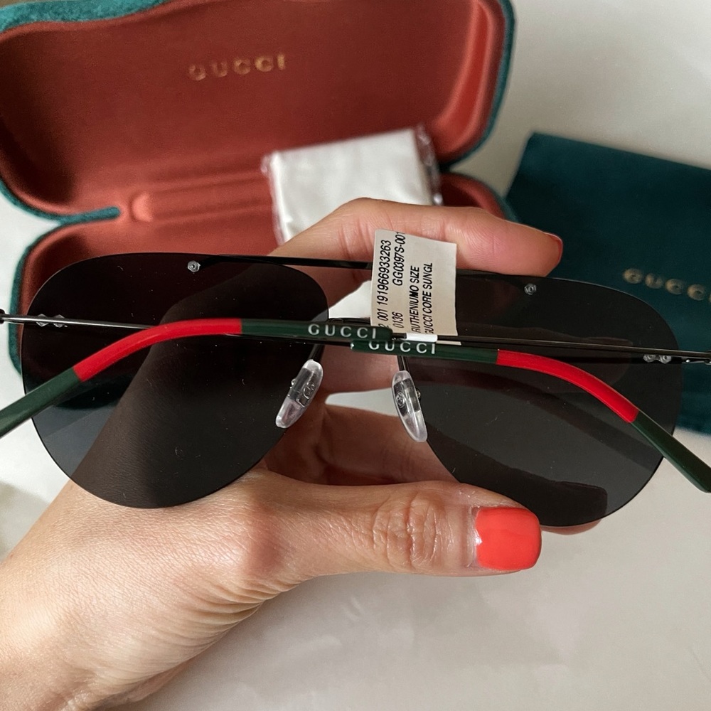 ❌SOLD❌Auth Gucci sunglasses NWT